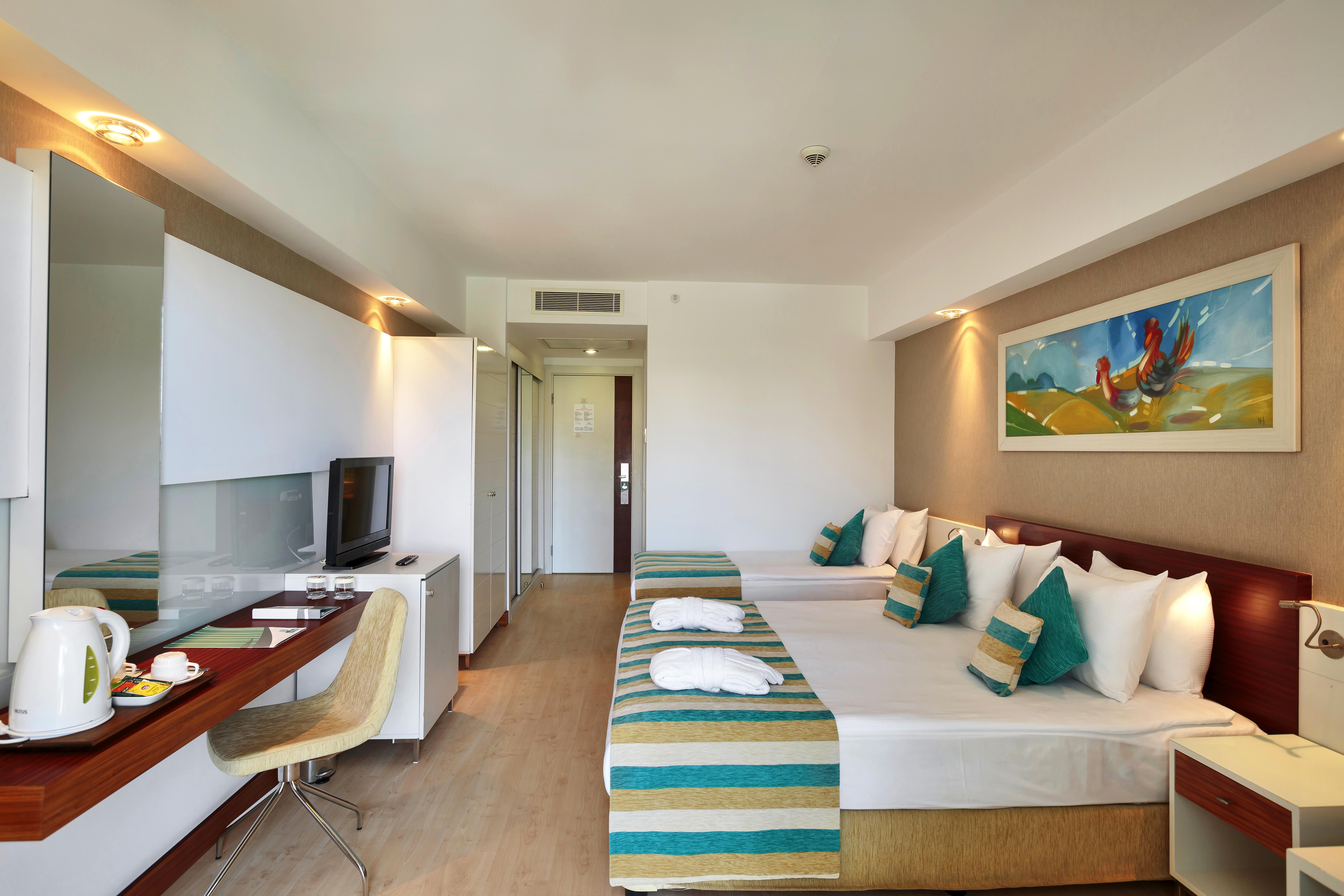 Sunis Evren Beach Resort Hotel & Spa Side Exterior photo