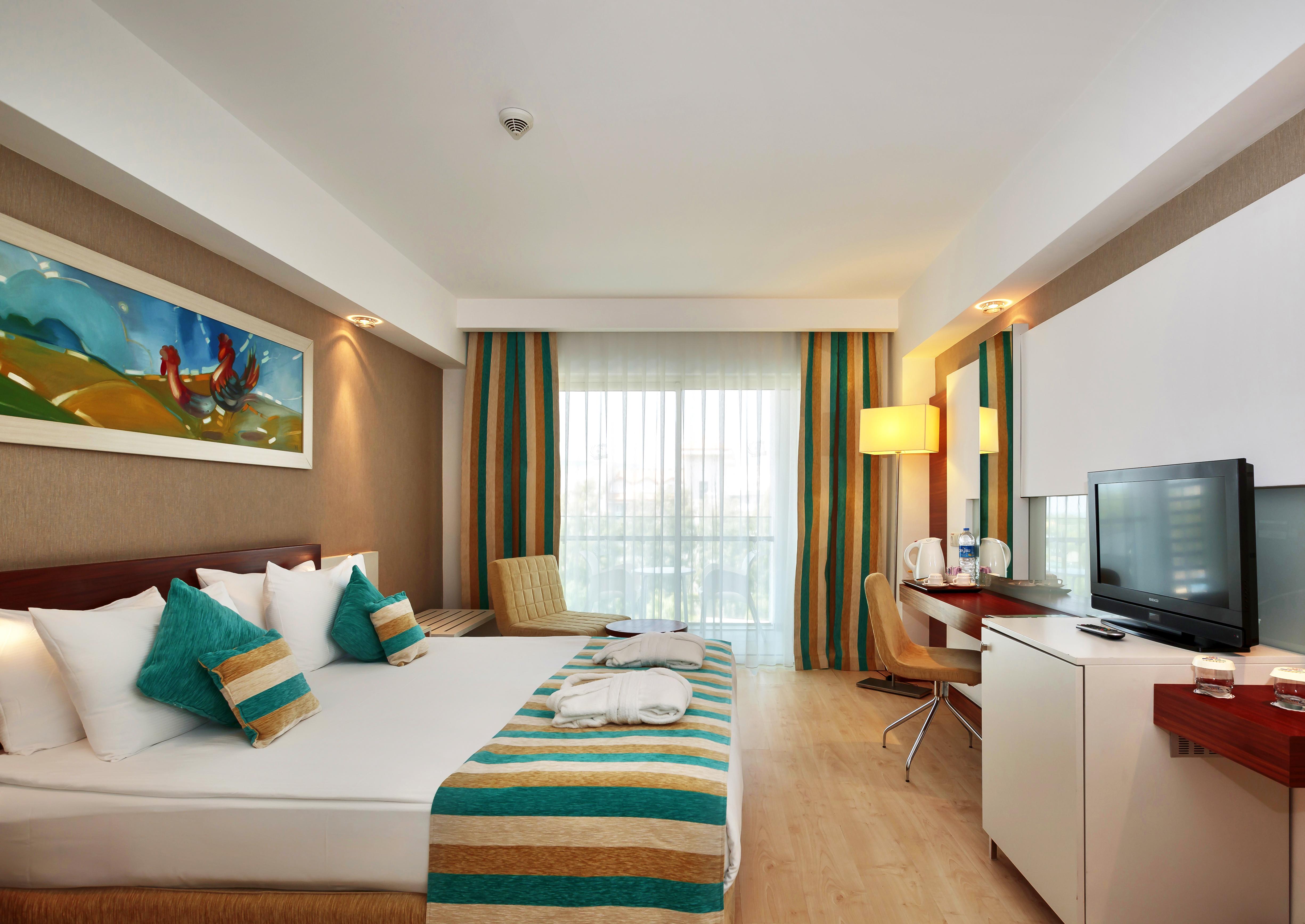 Sunis Evren Beach Resort Hotel & Spa Side Exterior photo