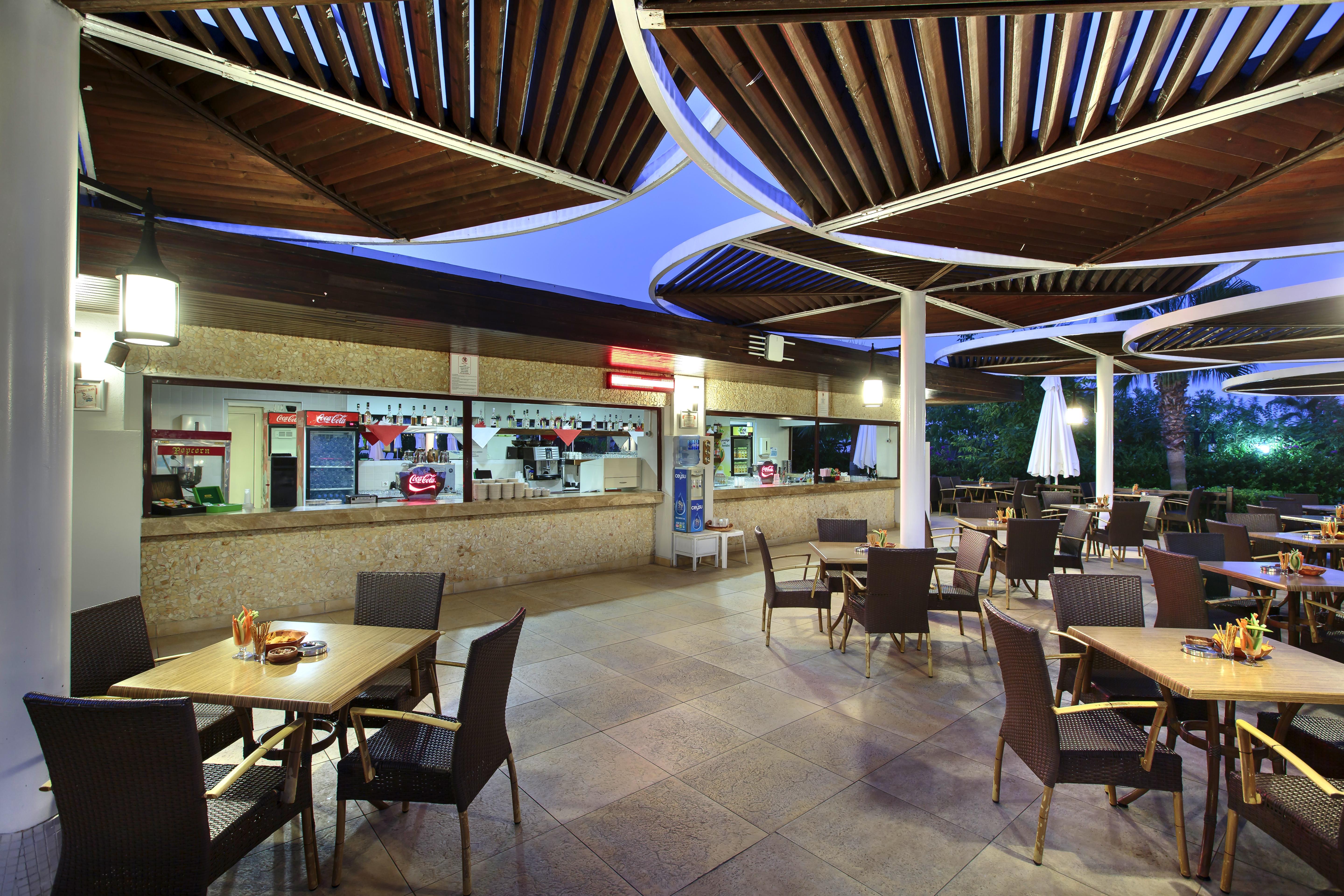 Sunis Evren Beach Resort Hotel & Spa Side Exterior photo