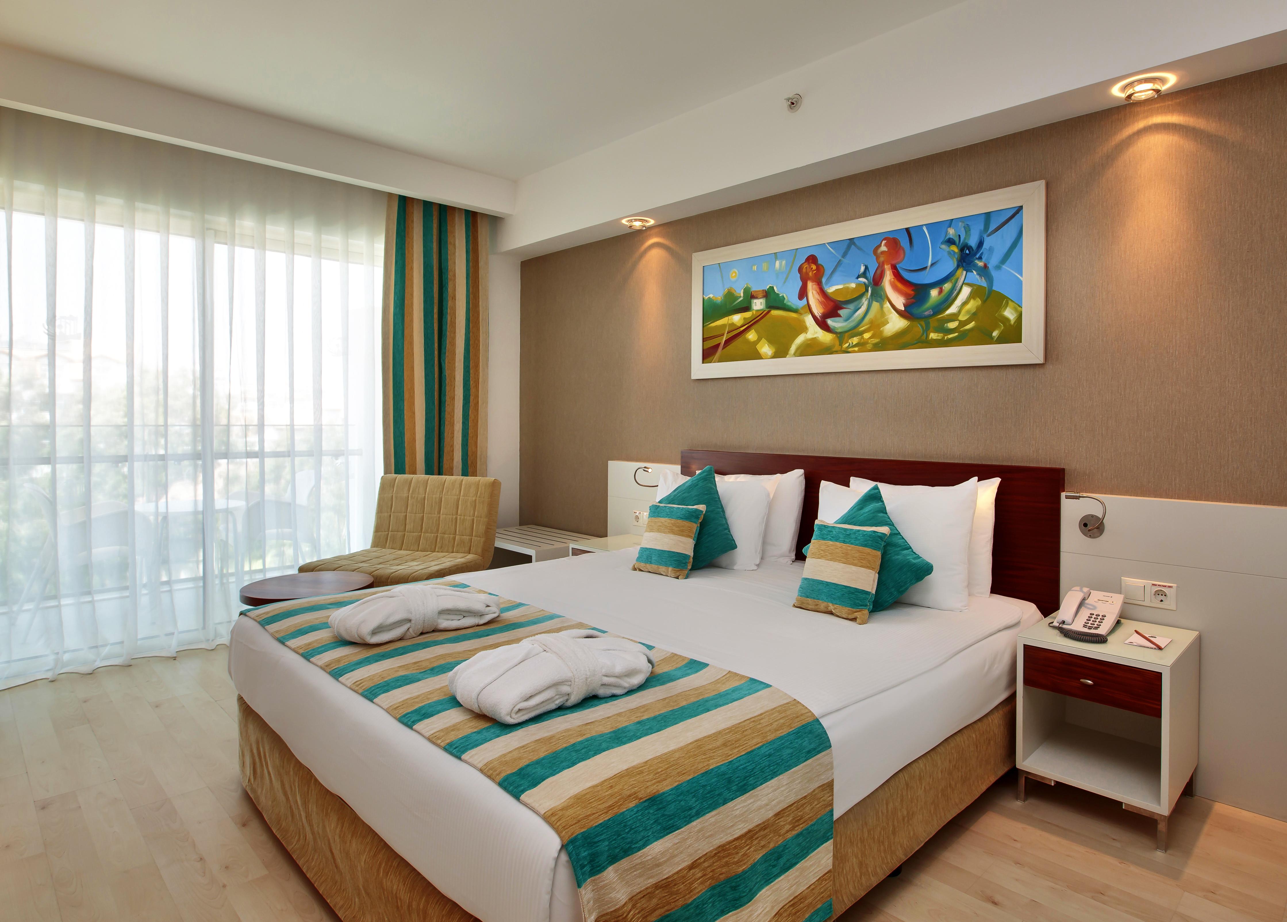 Sunis Evren Beach Resort Hotel & Spa Side Exterior photo