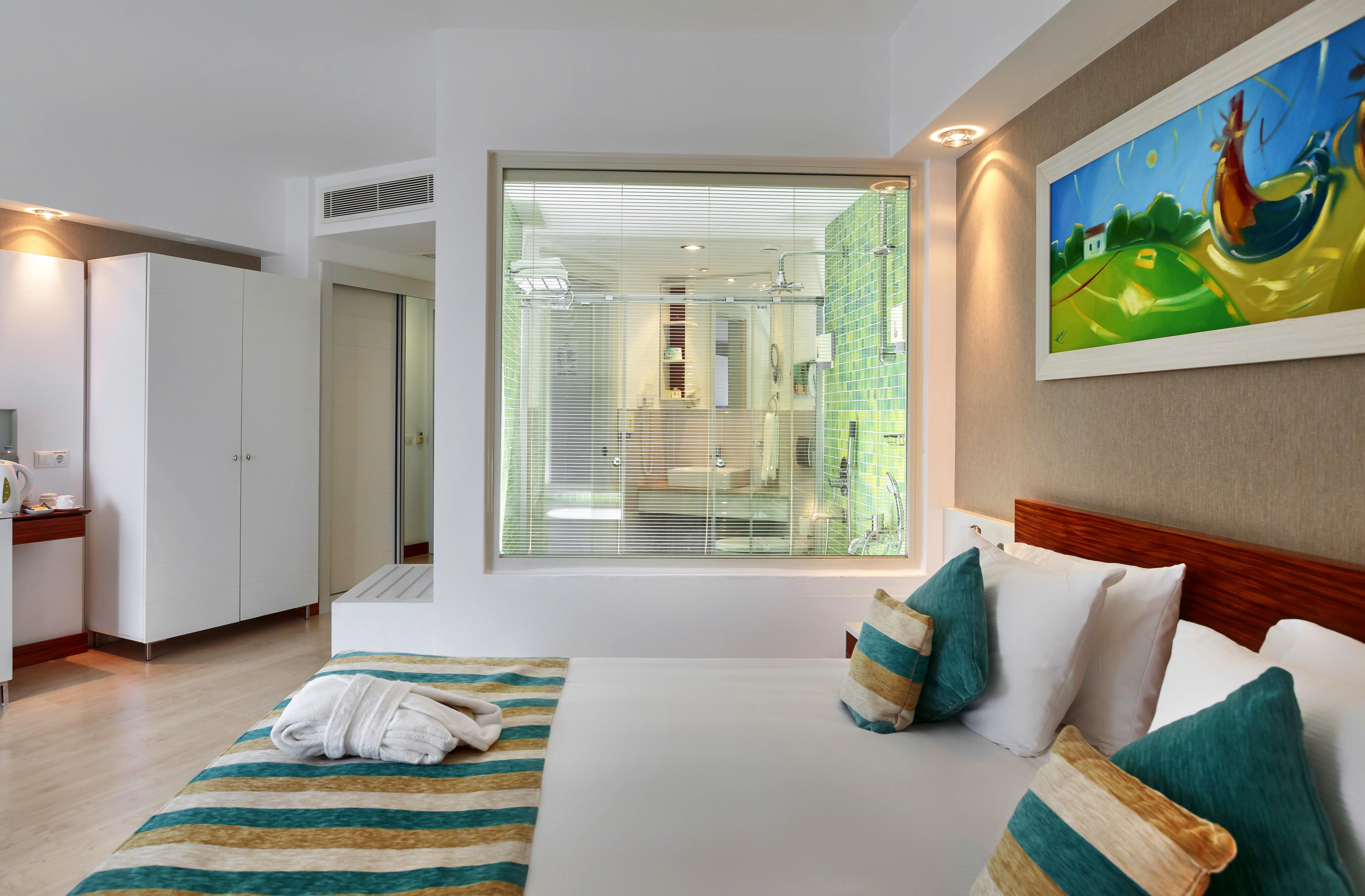 Sunis Evren Beach Resort Hotel & Spa Side Exterior photo