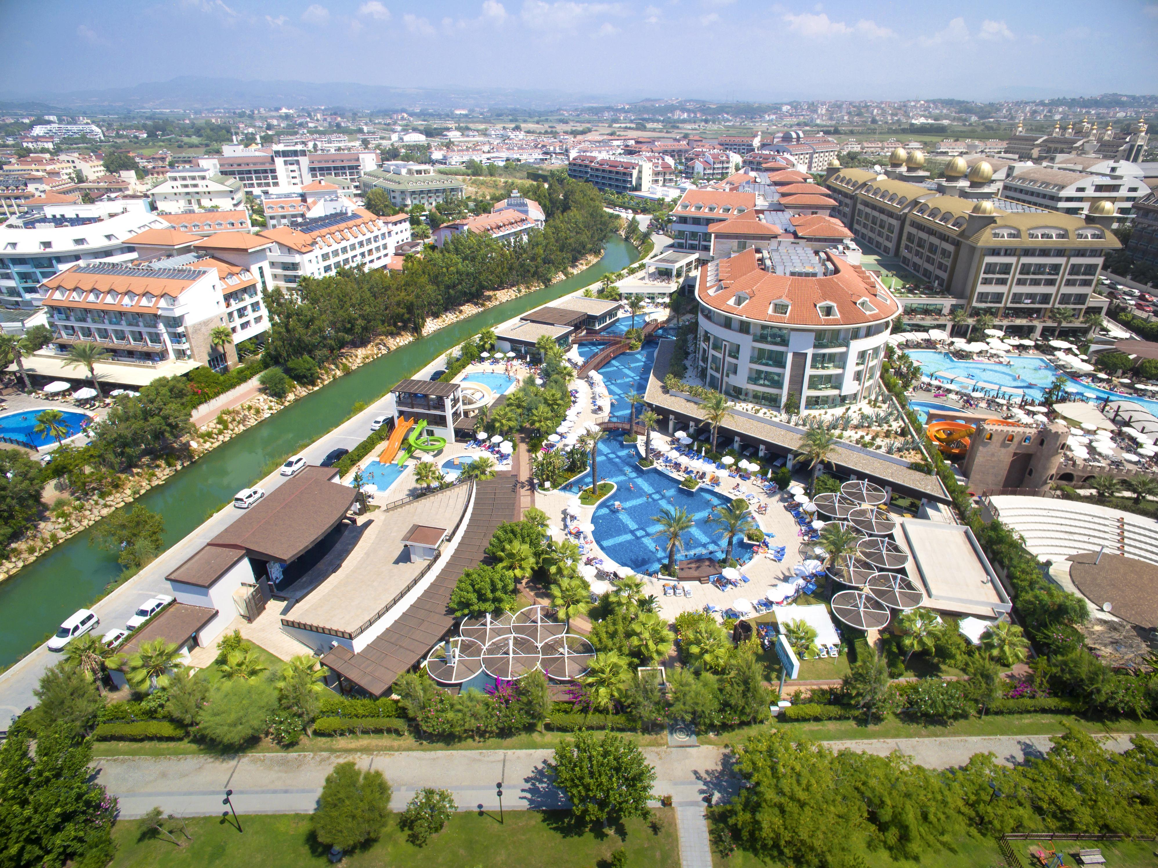 Sunis Evren Beach Resort Hotel & Spa Side Exterior photo