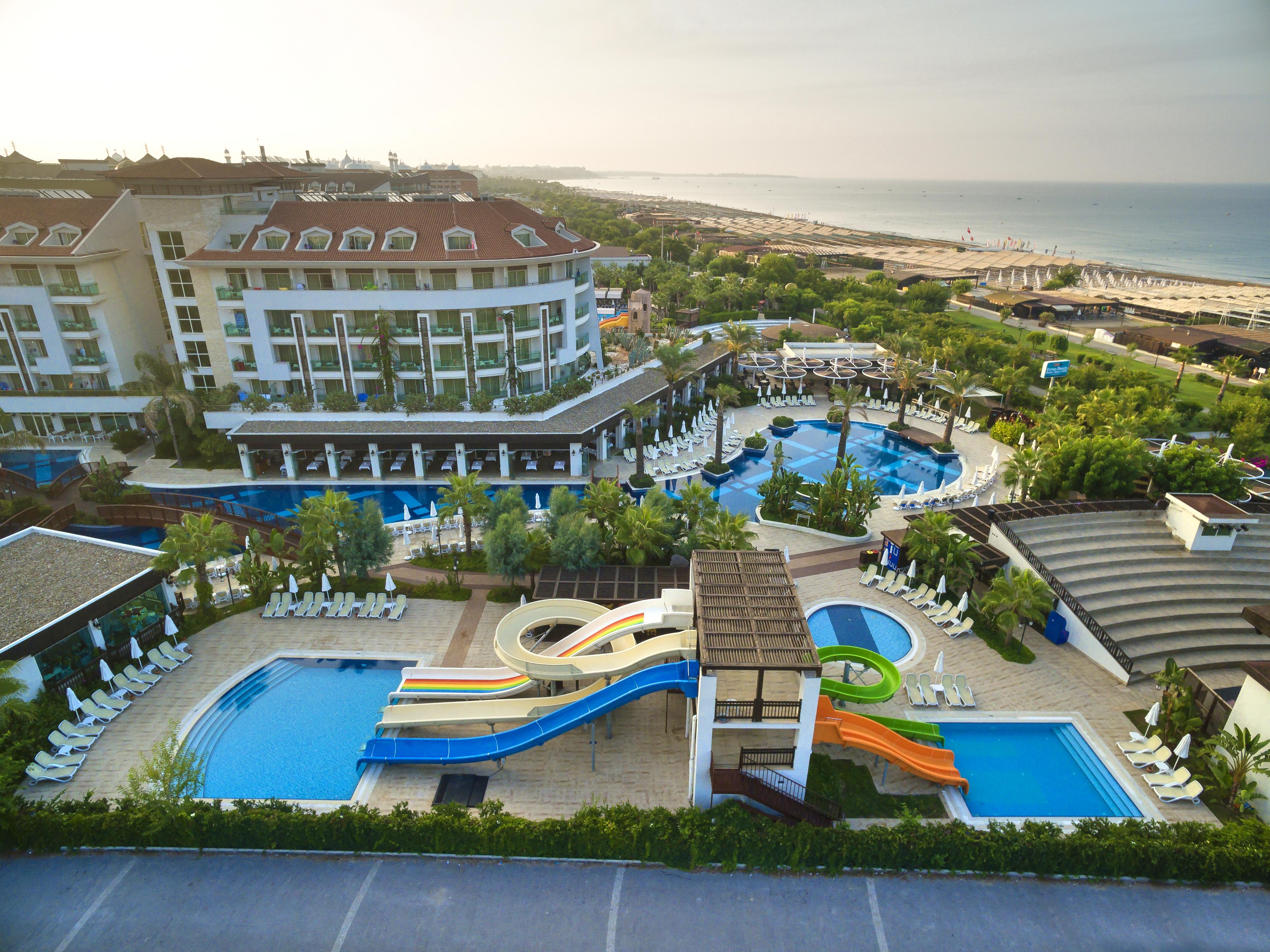 Sunis Evren Beach Resort Hotel & Spa Side Exterior photo