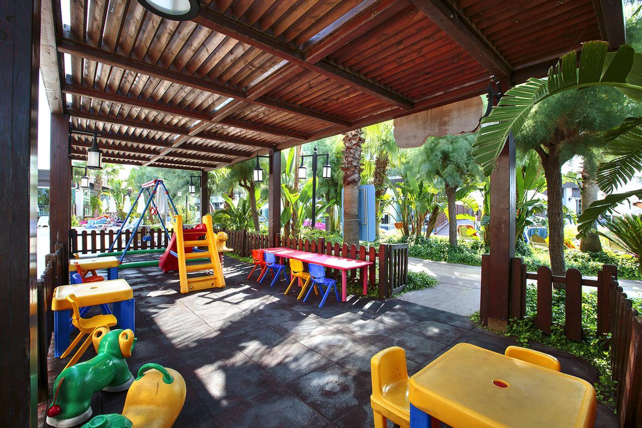 Sunis Evren Beach Resort Hotel & Spa Side Exterior photo
