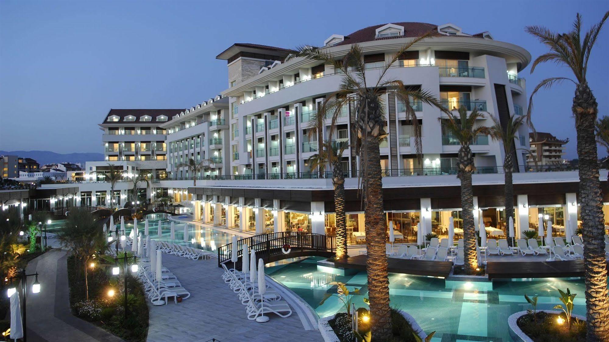 Sunis Evren Beach Resort Hotel & Spa Side Exterior photo