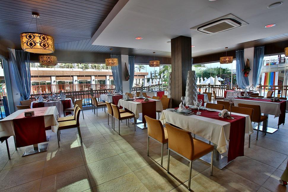 Sunis Evren Beach Resort Hotel & Spa Side Exterior photo